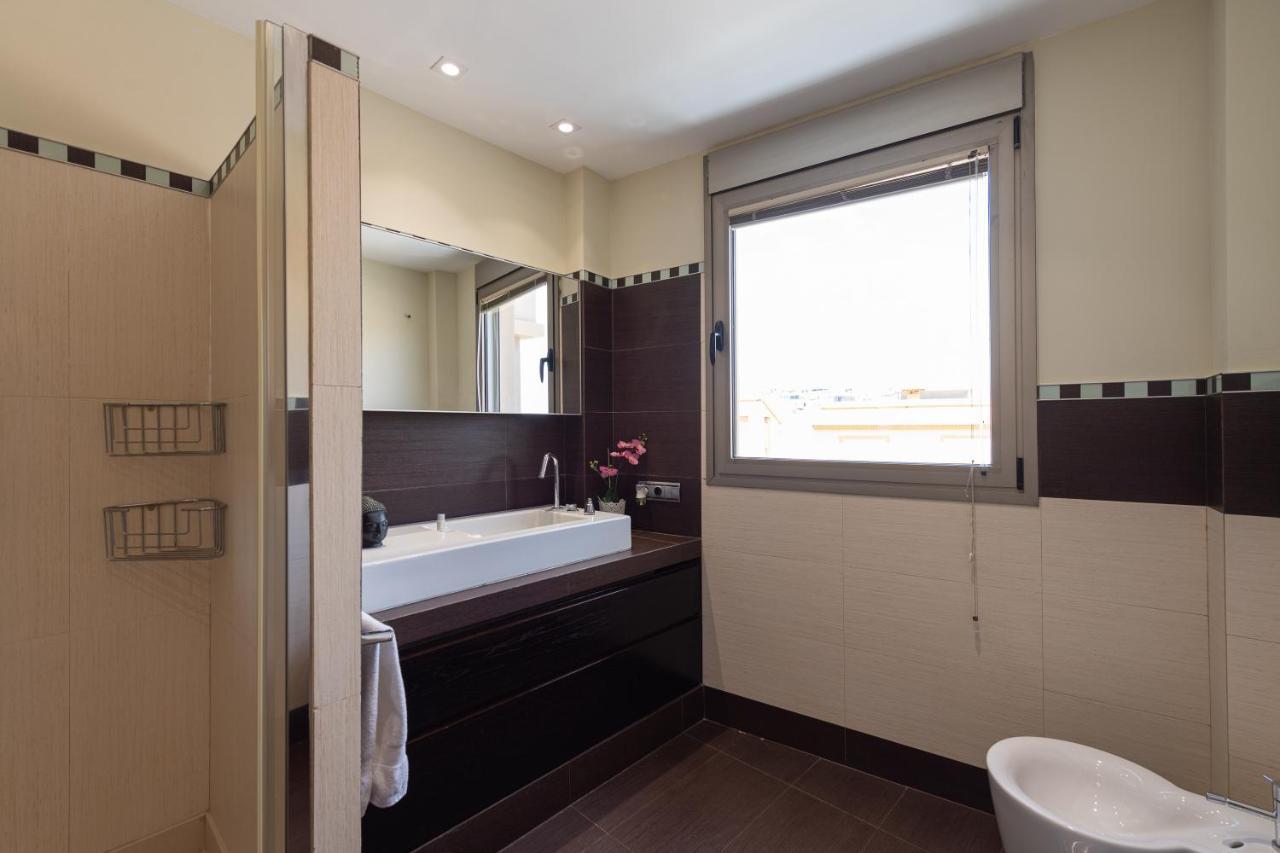 Penthouse With Private Swimming Pool Apartment Меленара Екстериор снимка