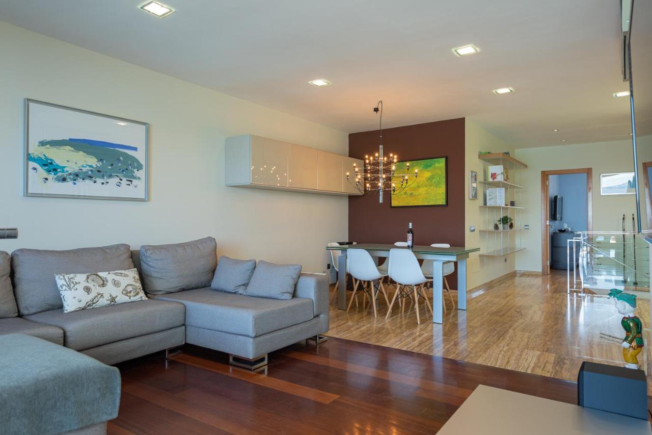 Penthouse With Private Swimming Pool Apartment Меленара Екстериор снимка