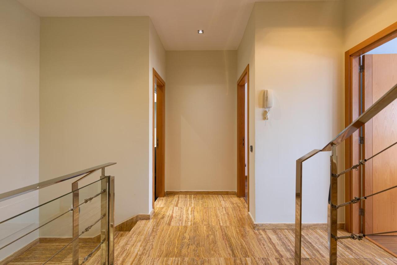 Penthouse With Private Swimming Pool Apartment Меленара Екстериор снимка