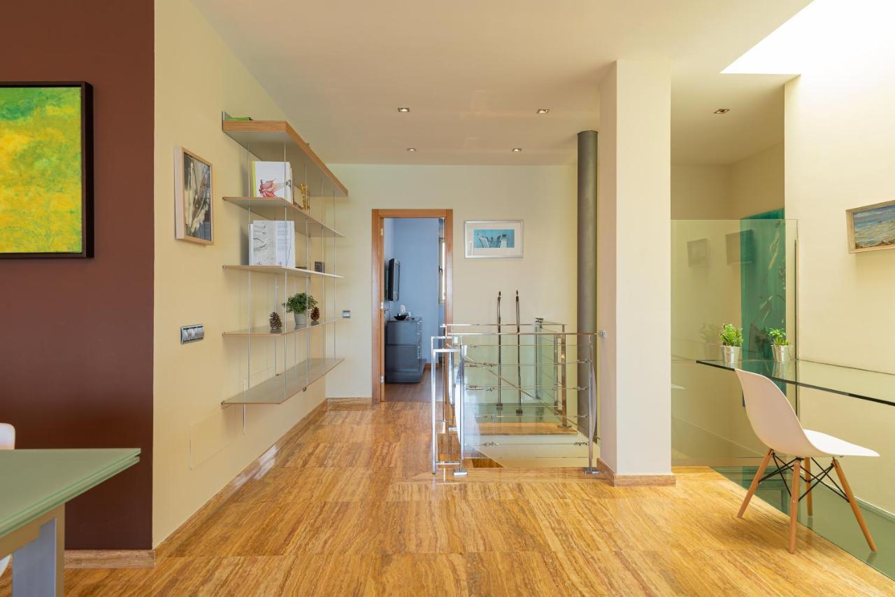 Penthouse With Private Swimming Pool Apartment Меленара Екстериор снимка