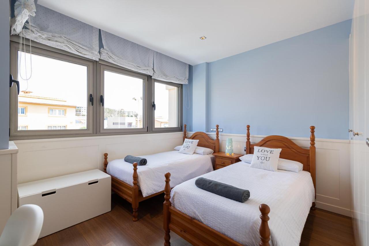 Penthouse With Private Swimming Pool Apartment Меленара Екстериор снимка