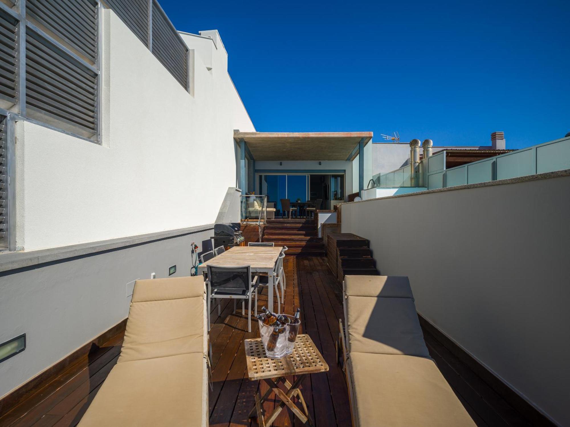 Penthouse With Private Swimming Pool Apartment Меленара Екстериор снимка